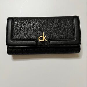 Calvin Klein Women's Black Wallet